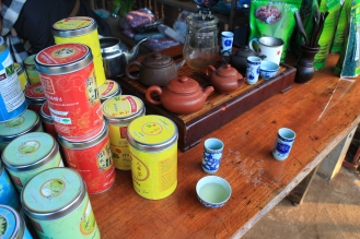 Tea tasting at Pang Ung